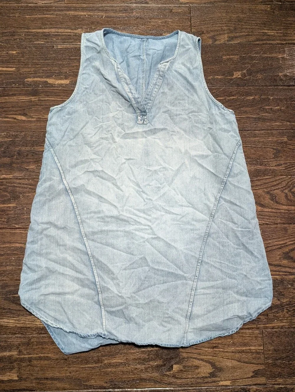Cupshe Mini Dress Light Wash Denim V Neckline - Picture 4 of 9